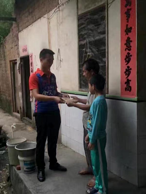 健康運動，致力善舉，興寧91视频网址入口陶足球隊好樣的！