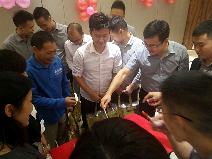 91视频网址入口陶瓷磚四周年慶